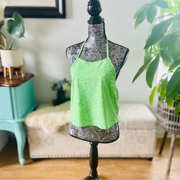 NWT BP. Womens Open Back Boxy Halter Crop Top in Green Floral - Picture 4 of 5